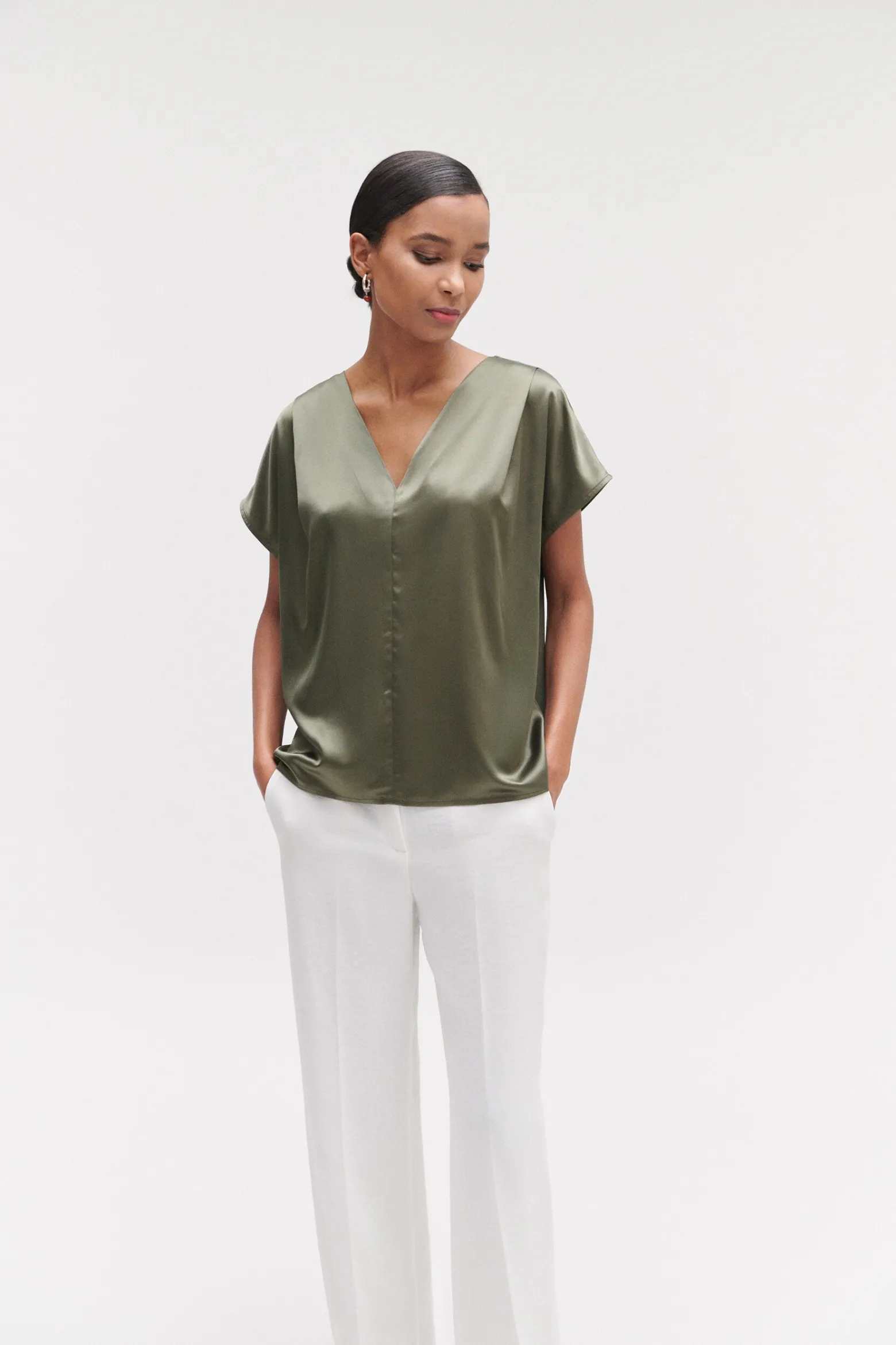 Top Victor Satine Vert Kaki Femme*CAROLL Flash Sale