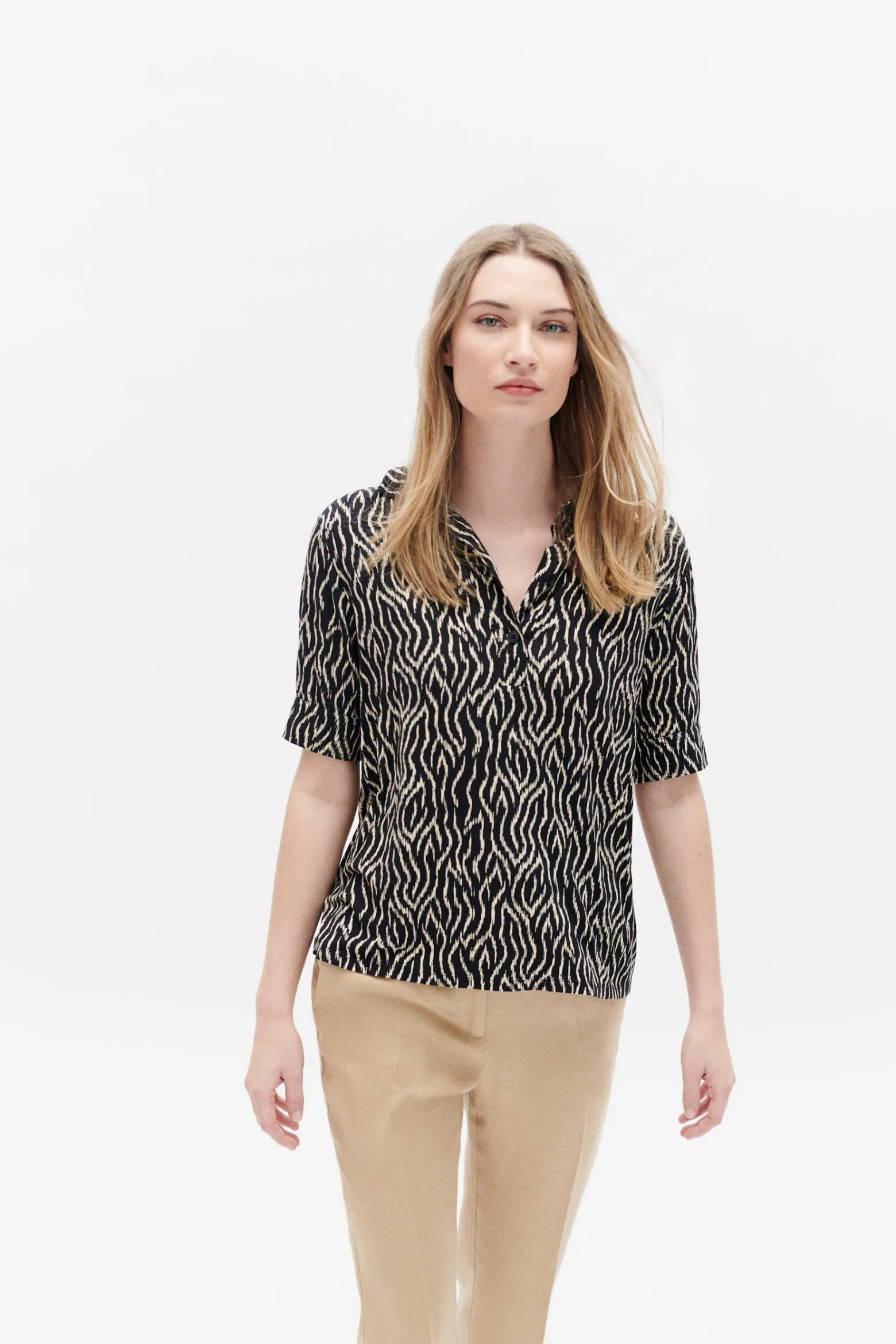 Tshirt Matilde Noir Femme*CAROLL Flash Sale